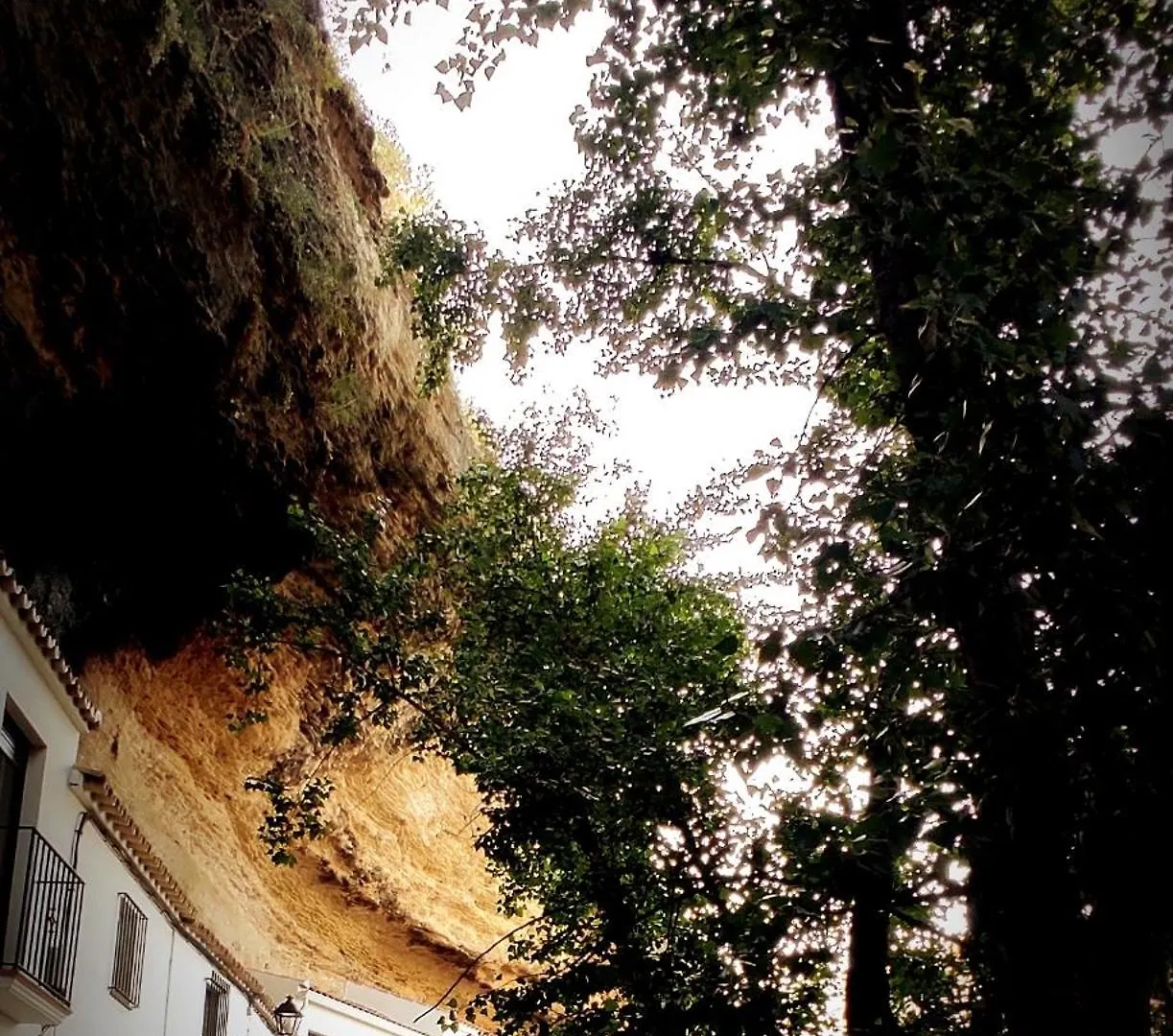 Casa Cueva Las Chicas Del Puente Setenil De Las Bodegas Сasa de vacaciones