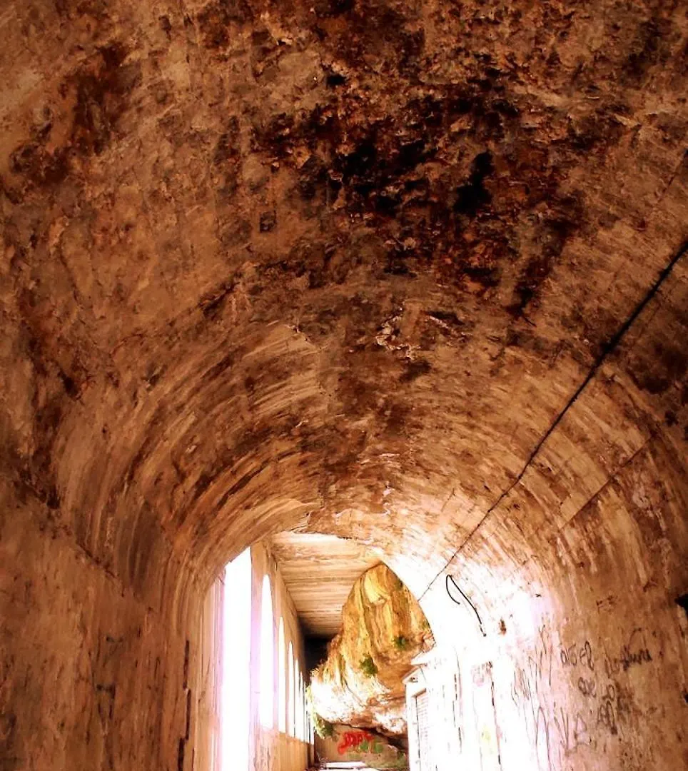 Casa Cueva Las Chicas Del Puente Setenil De Las Bodegas Сasa de vacaciones